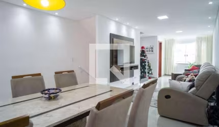 Casa à Venda - Vila Guilhermina, 3 Quartos,  130 m2