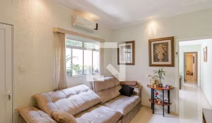 Casa à Venda - Jardim Santa Emília, 5 Quartos,  160 m2