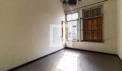 Casa à Venda - Aclimação, 2 Quartos,  157 m2