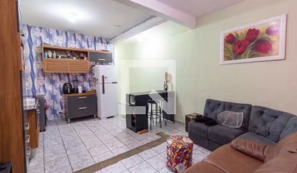 Casa à Venda - Jardim Fernandes, 5 Quartos,  120 m2