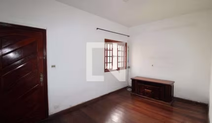Casa à Venda - Água Fria, 2 Quartos,  200 m2