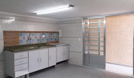 Casa à Venda - Vila Santista, 1 Quarto,  70 m2