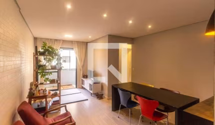 Apartamento à Venda - Liberdade, 3 Quartos,  70 m2