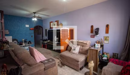 Casa à Venda - Vila Jacuí, 3 Quartos,  450 m2