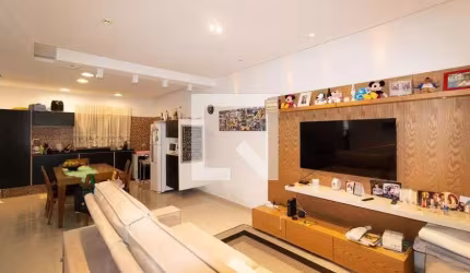 Casa à Venda - Vila Carrão, 2 Quartos,  120 m2
