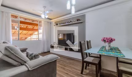 Casa à Venda - Jardim Monte Kemel, 3 Quartos,  180 m2