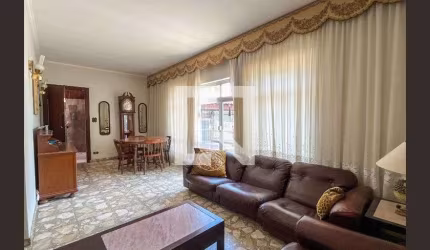 Casa à Venda - Piqueri, 3 Quartos,  250 m2