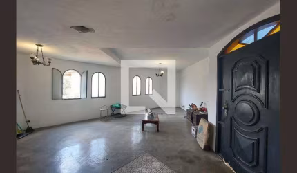 Casa à Venda - Jardim Marajoara , 3 Quartos,  200 m2