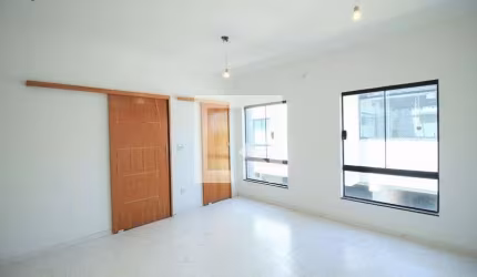 Casa à Venda - Belém, 3 Quartos,  110 m2