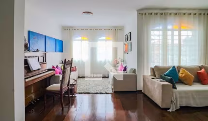 Casa à Venda - Jardim Éster Yolanda, 5 Quartos,  190 m2