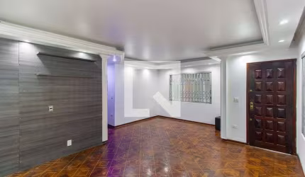 Casa à Venda - Jardim Teresa, 3 Quartos,  262 m2