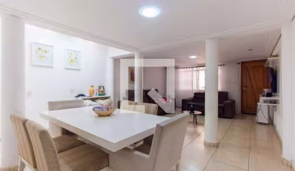 Casa à Venda - Vila Prudente, 4 Quartos,  150 m2
