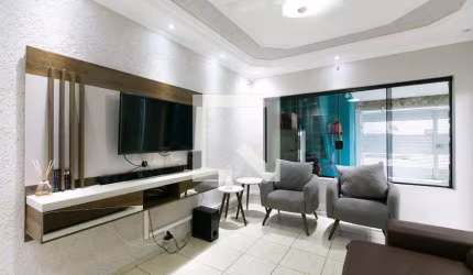 Casa à Venda - Vila Jacuí, 4 Quartos,  140 m2