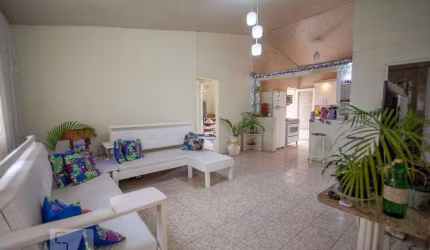 Casa à Venda - Piqueri, 7 Quartos,  350 m2
