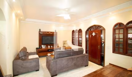 Casa à Venda - Vila Constança , 6 Quartos,  400 m2