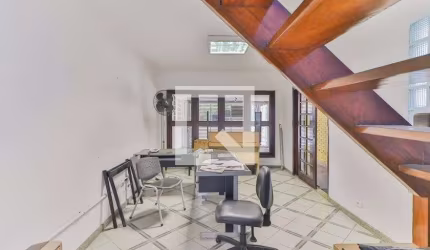 Casa à Venda - Cidade São Francisco , 2 Quartos,  150 m2