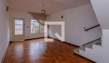 Casa à Venda - Bosque da Saúde, 2 Quartos,  150 m2