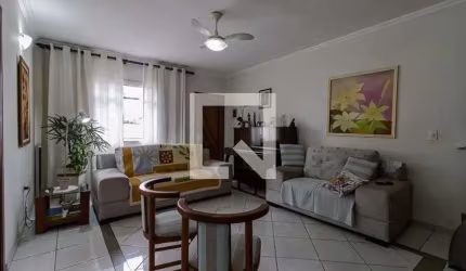 Casa à Venda - Bosque da Saúde, 3 Quartos,  150 m2