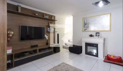 Casa à Venda - Água Fria, 3 Quartos,  150 m2
