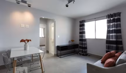 Apartamento à Venda - Vila Olímpia, 2 Quartos,  74 m2