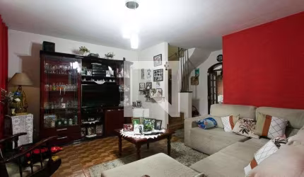 Casa à Venda - Vila Carrão, 3 Quartos,  134 m2