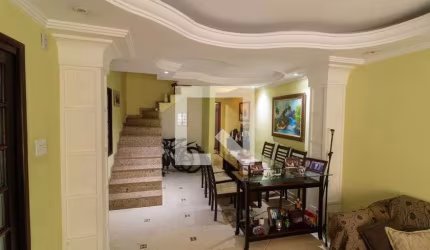 Casa à Venda - Vila Guilhermina, 3 Quartos,  80 m2