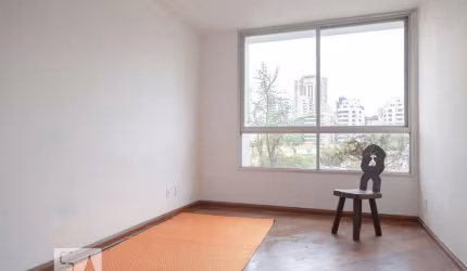 Apartamento à Venda - Pacaembu, 2 Quartos,  70 m2