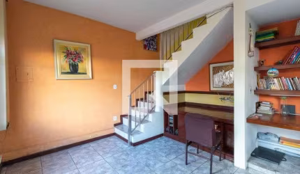 Casa à Venda - Ponte Rasa, 2 Quartos,  180 m2