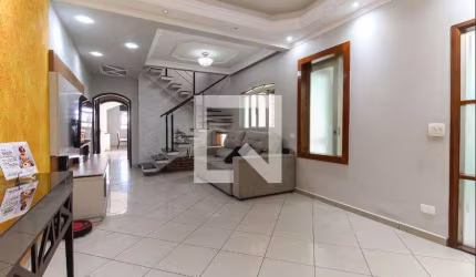 Casa à Venda - Vila Jacuí, 4 Quartos,  238 m2
