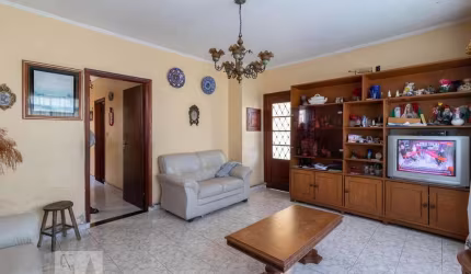 Casa à Venda - Água Fria, 3 Quartos,  110 m2