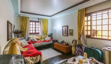 Casa à Venda - Jardim Jussara, 3 Quartos,  180 m2