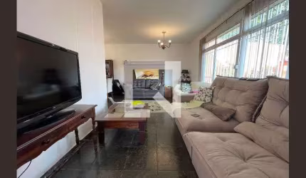 Casa à Venda - Jardim Jussara, 5 Quartos,  300 m2