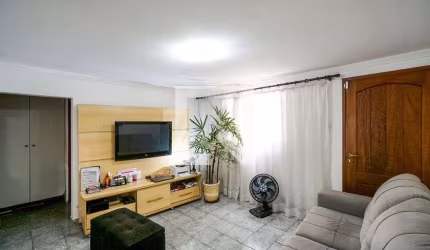 Casa à Venda - Vila Carrão, 2 Quartos,  137 m2