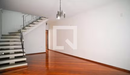 Casa à Venda - Vila das Mercês, 3 Quartos,  220 m2