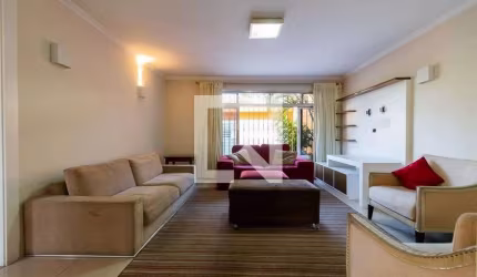 Casa à Venda - Sacomã, 4 Quartos,  200 m2