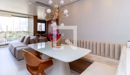 Apartamento à Venda - Santo Amaro , 2 Quartos,  71 m2