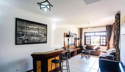 Casa à Venda - Vila Sônia, 3 Quartos,  223 m2