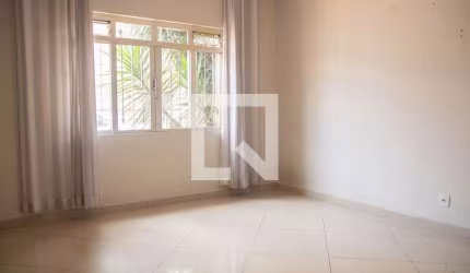 Casa à Venda - Vila Constança , 1 Quarto,  232 m2
