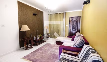 Casa à Venda - Água Fria, 2 Quartos,  200 m2