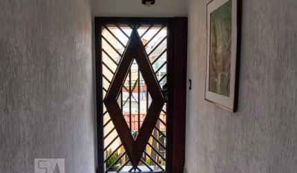Casa à Venda - Água Fria, 3 Quartos,  220 m2
