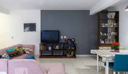 Casa à Venda - Bela Vista, 4 Quartos,  250 m2