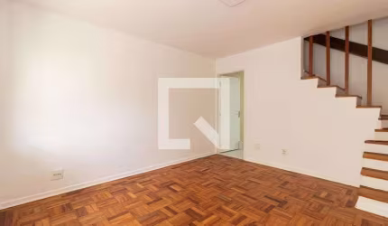 Casa à Venda - Moema, 2 Quartos,  100 m2