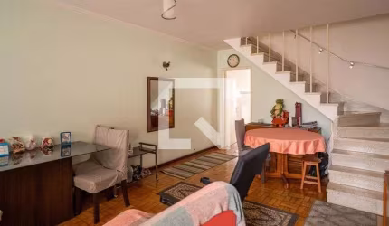 Casa à Venda - Bosque da Saúde, 2 Quartos,  130 m2