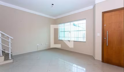 Casa à Venda - Vila Carrão, 2 Quartos,  130 m2