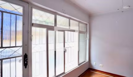 Casa à Venda - Jardim Anália Franco, 2 Quartos,  200 m2