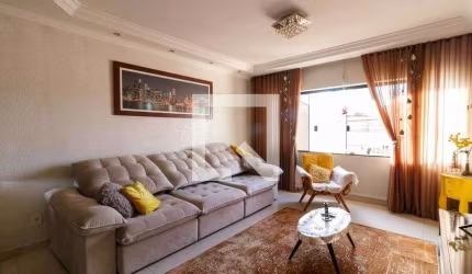 Casa à Venda - Vila Re, 5 Quartos,  230 m2