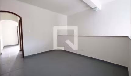 Casa à Venda - Ipiranga, 2 Quartos,  375 m2