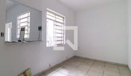 Casa à Venda - Lapa, 2 Quartos,  60 m2