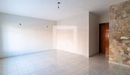 Casa à Venda - Saúde, 4 Quartos,  240 m2