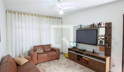 Casa à Venda - Vila Jacuí, 5 Quartos,  162 m2